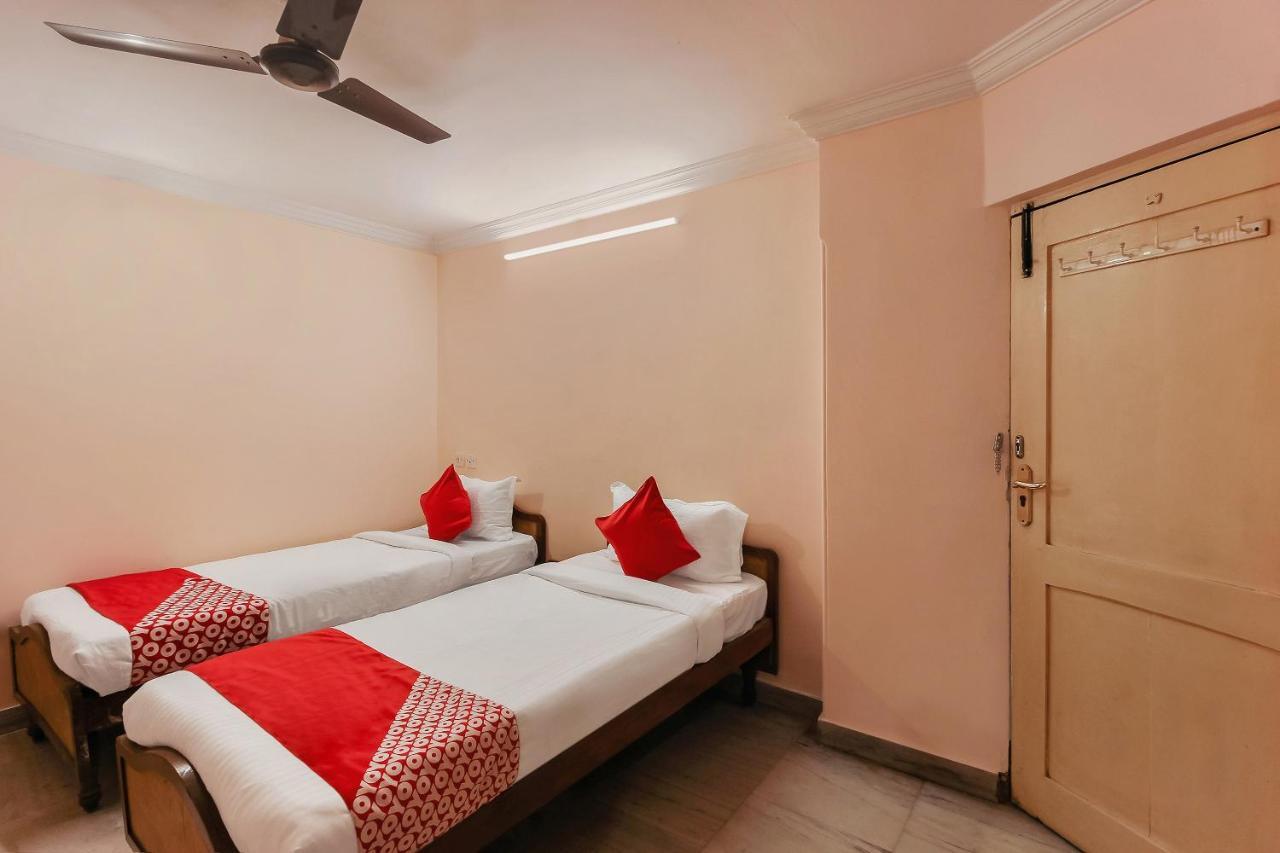 Oyo 23191 Flagship Hotel Raj Madan Ameerpet 하이데라바드 외부 사진