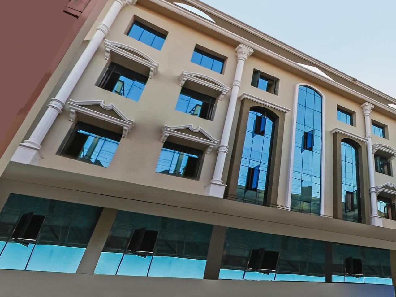 Oyo 23191 Flagship Hotel Raj Madan Ameerpet 하이데라바드 외부 사진